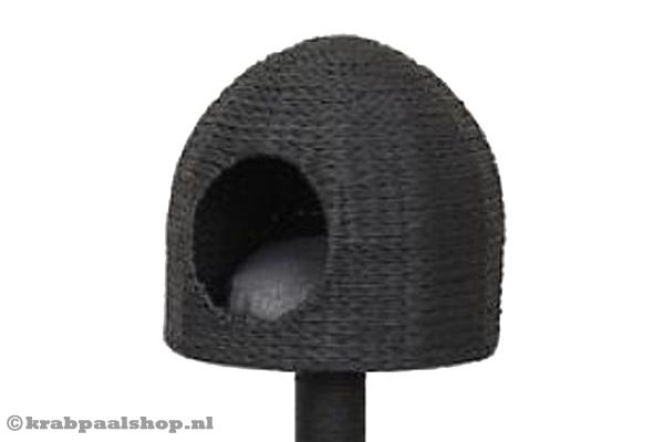 Huisje gemaakt van gevlochten hyacinthblad met vilten kussentje.