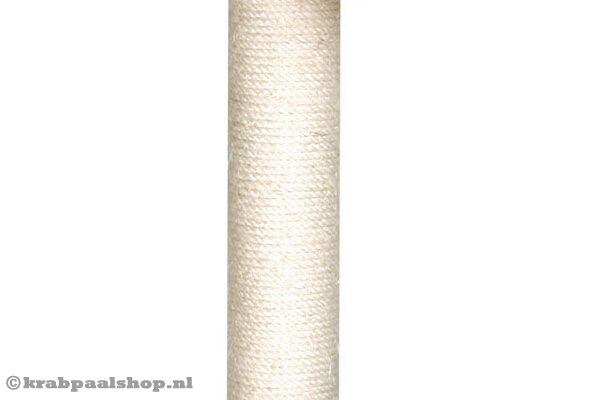 3 sisalstammen met een diameter van 9 cm.