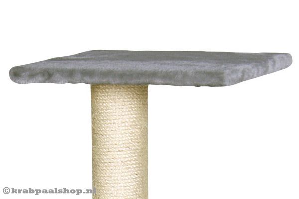 Voorzien van twee pluche plateaus.